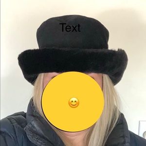 Women’s Black Shearling Hat